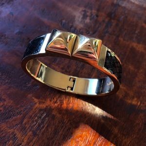 Black and gold bangle (Make an Offer!)